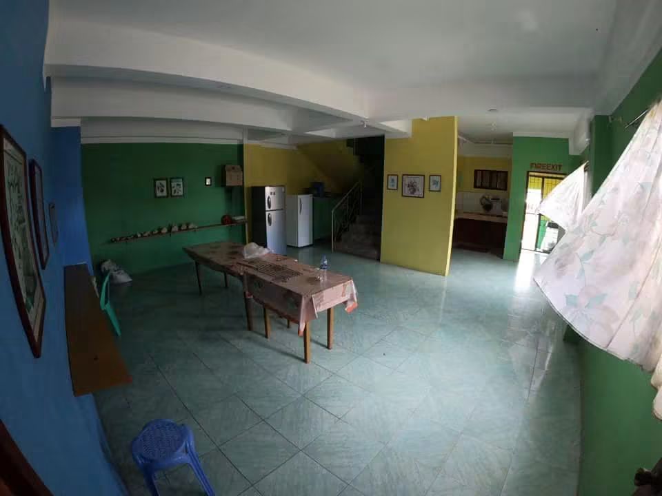 Where residents study, charge their phones, and catch up before curfew.